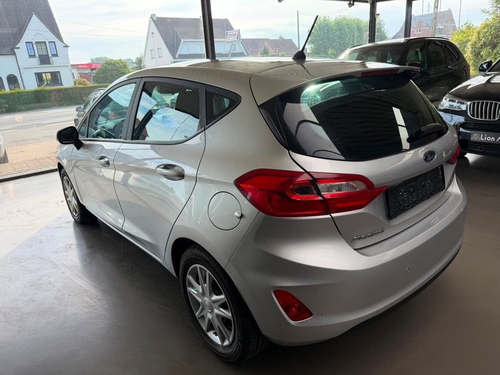 ford fiesta *1.1 essence*13000 km*, Achat, Entreprise, Noir, 5 portes
