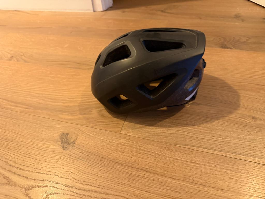 Bike Helmet, Enlèvement, Comme neuf, M