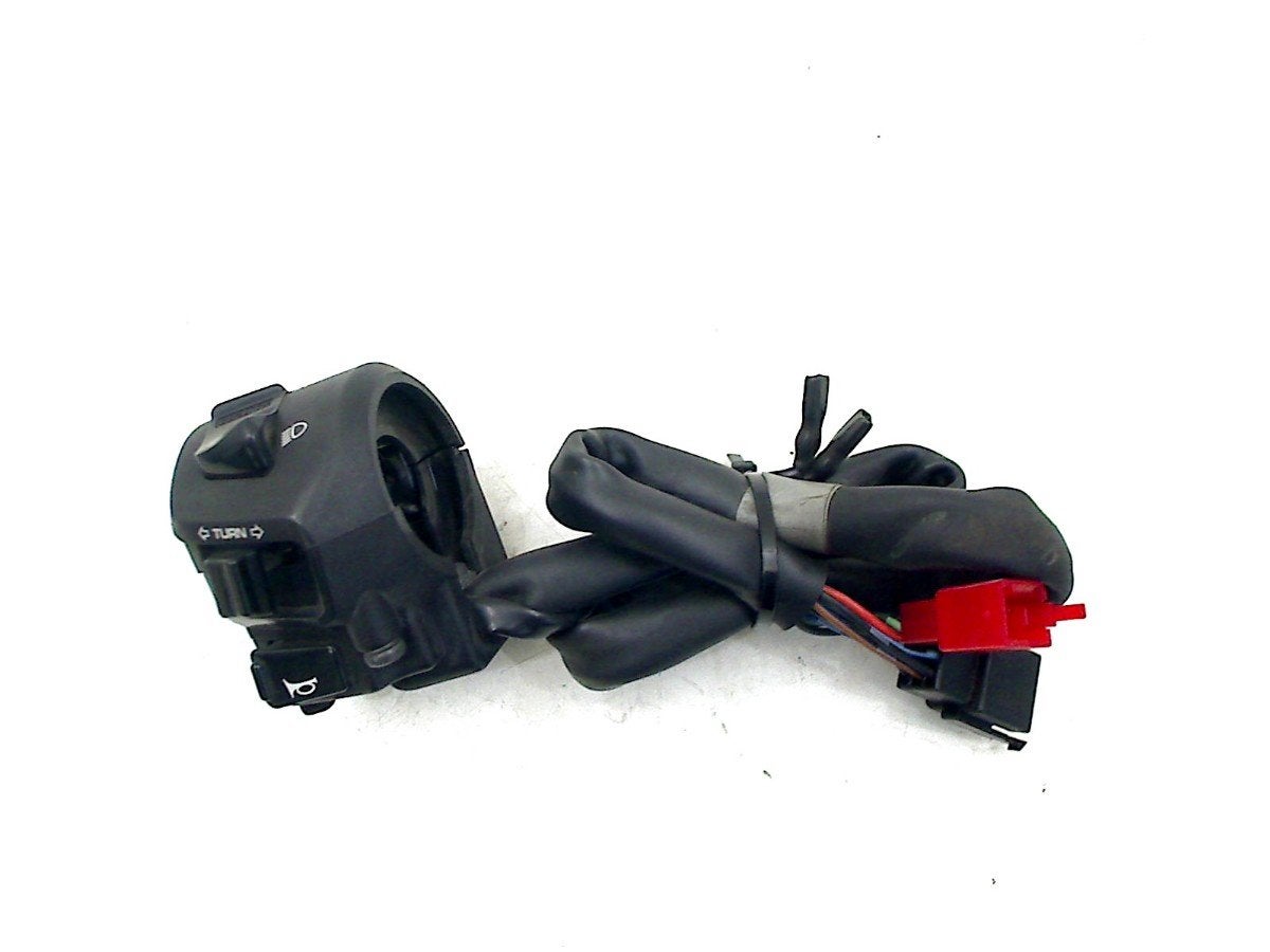 STUURSCHAKELAAR LINKS VFR 800 VTEC 2002-2013 (VFR800 RC46), Honda Center GmbH, Gebruikt, Info@honda.de, Hanauer Landstraße  222-224
60314  Frankfurt am Main, DE