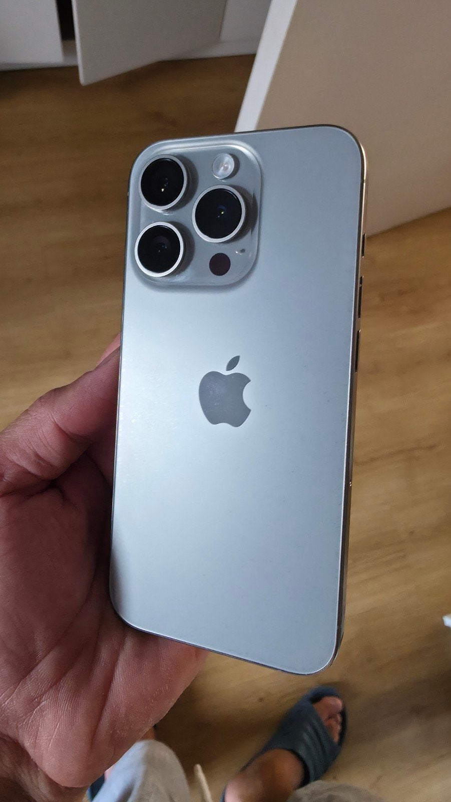 Iphone 15 pro titanium 128, Télécoms, Téléphonie mobile | Housses, Coques & Façades | Apple iPhone, IPhone 15