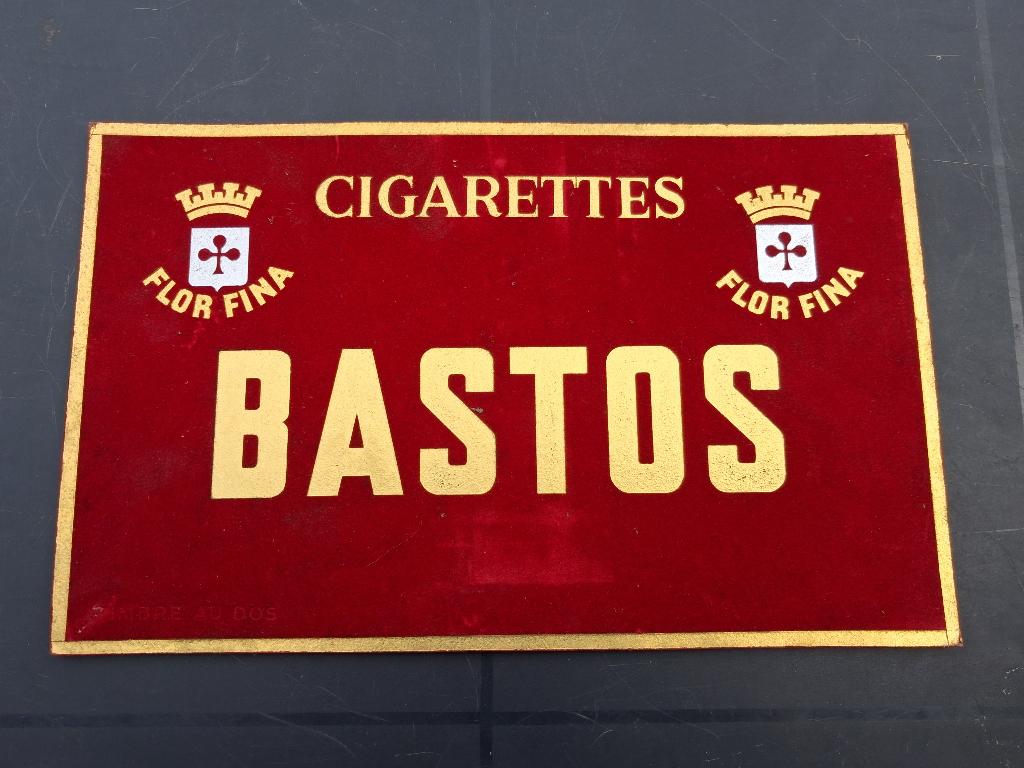 cigarettes bastos... carton.. timbre fiscal 2F..., Enlèvement ou Envoi, Comme neuf, Panneau publicitaire