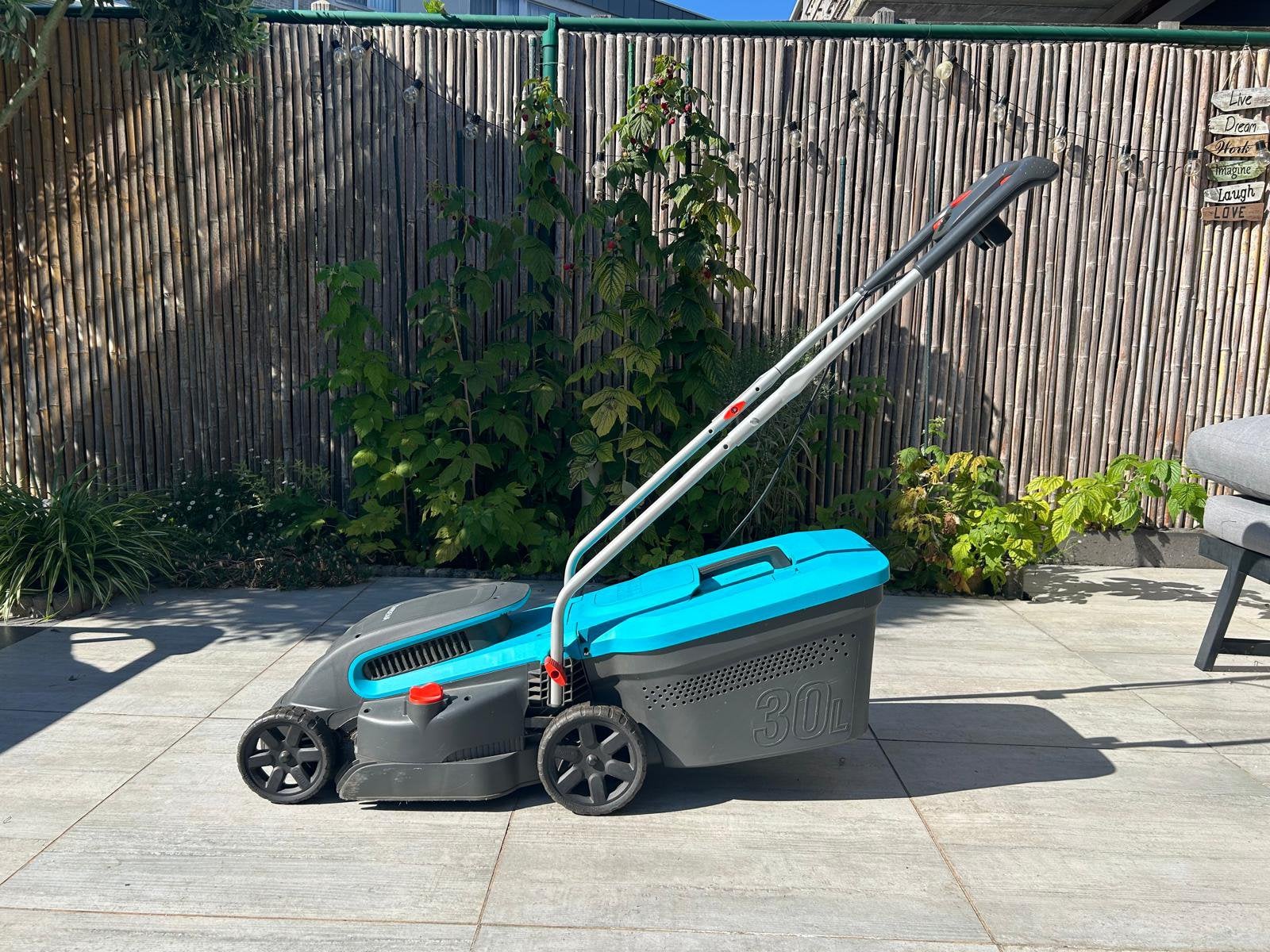 Gardena grasmachine, Tuin en Terras, Ophalen, Zo goed als nieuw, Elektrische grasmaaier