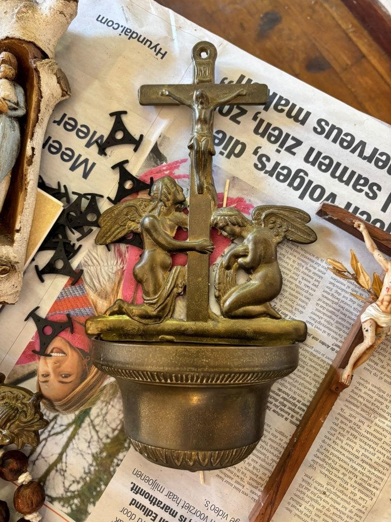 Wijwatervat, Antiek en Kunst, Ophalen