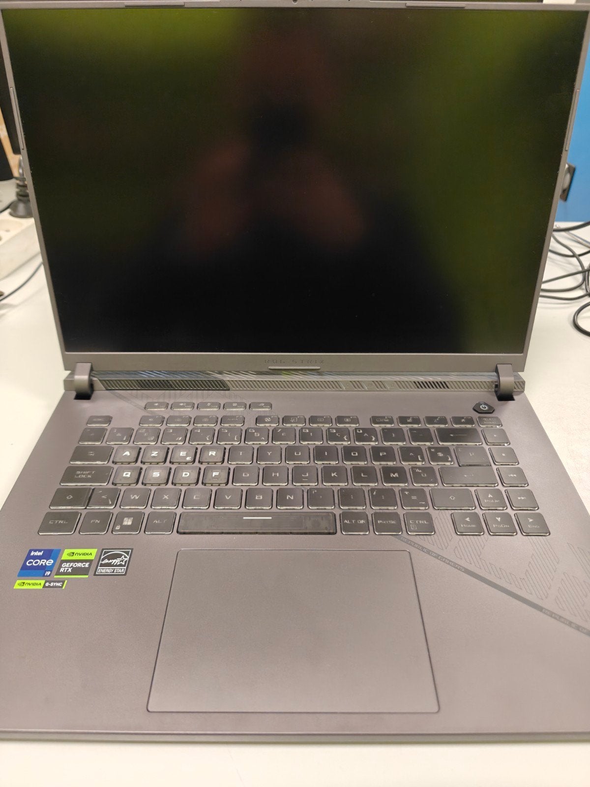GAMEPC - ROG STRIX V16 - I9 14900HX - RTX4070 - 32 GO - 1 GO, Enlèvement