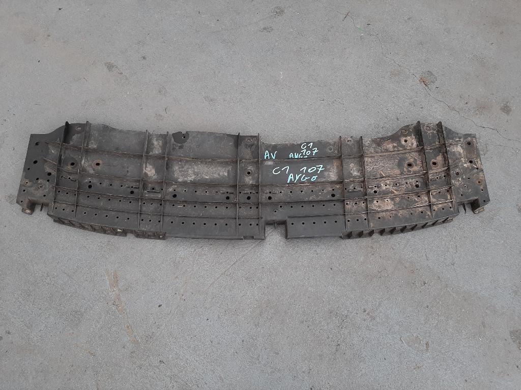 Deflecteur cache sous pare choc PEUGEOT 107 CITROEN C1 AYGO, Enlèvement, Avant, Peugeot