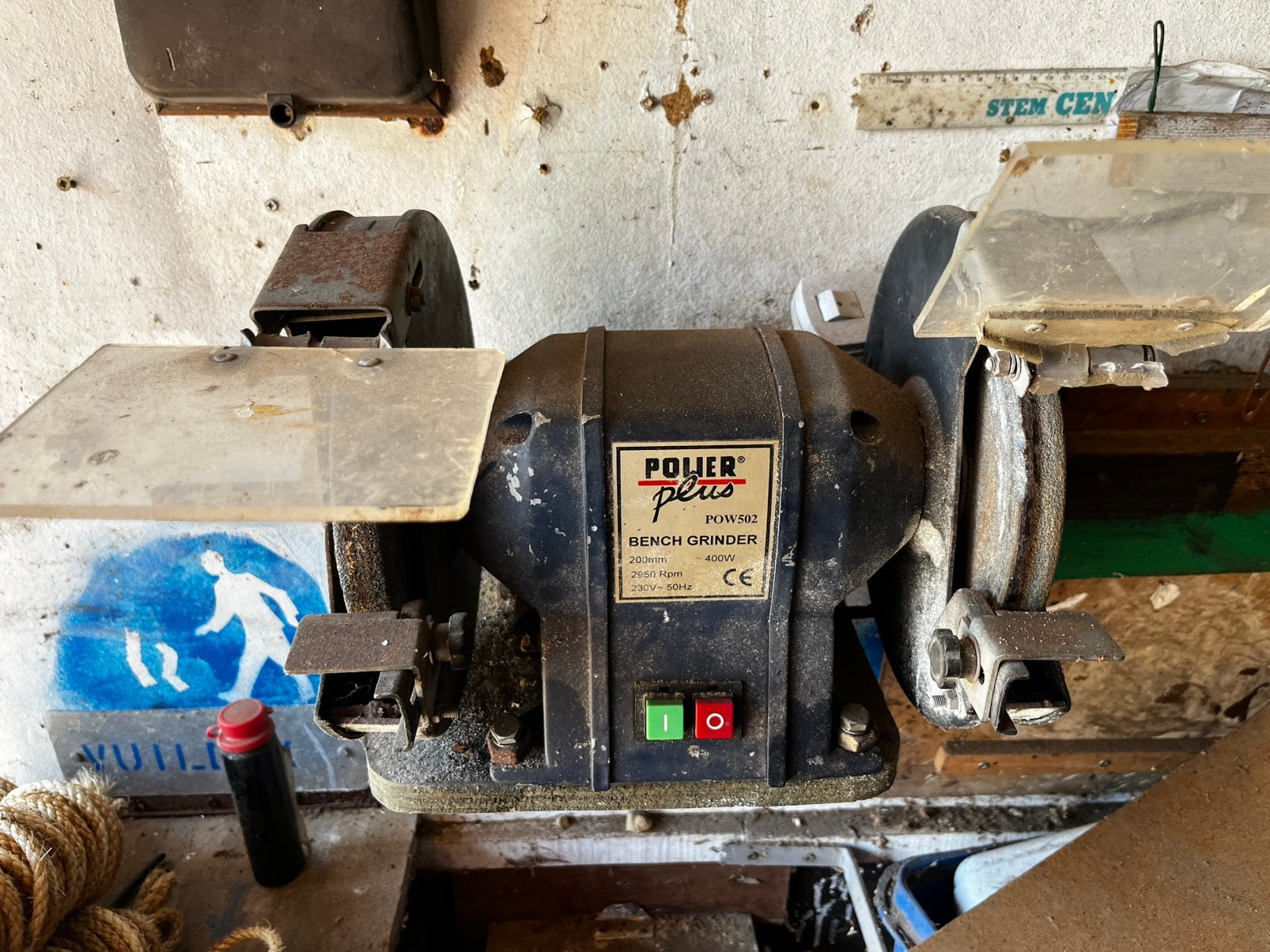 Slijpsteen, Ophalen, Gebruikt, Werkbankslijpmachine
