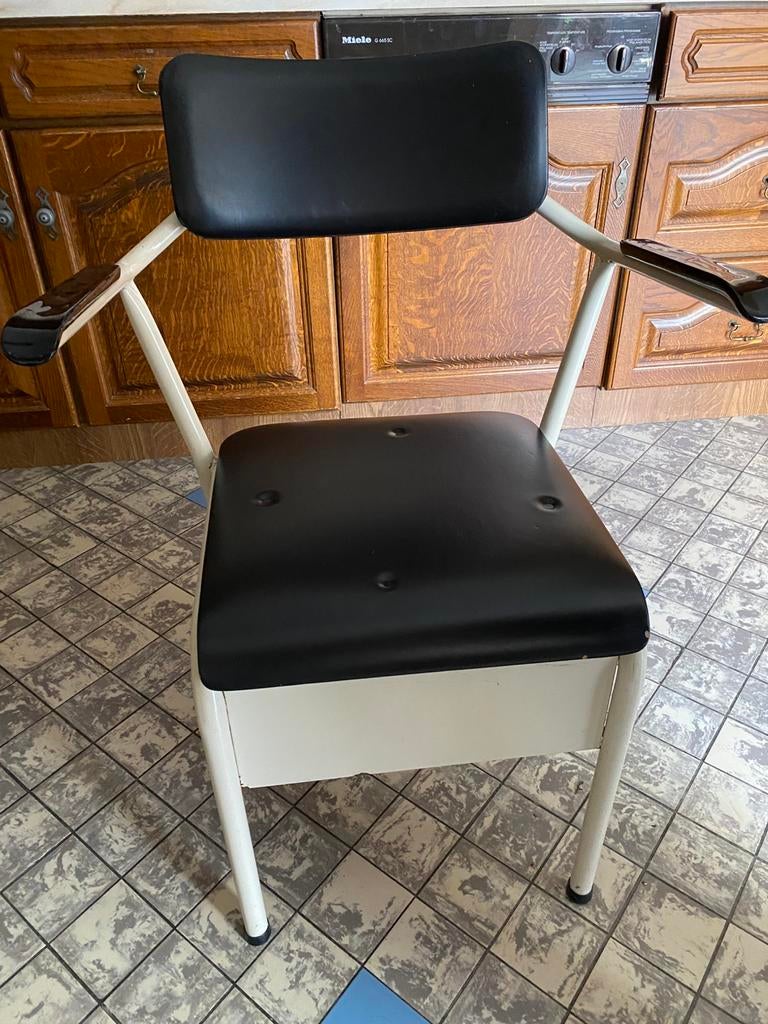 WC stoelen oudere personen, Enlèvement, Comme neuf