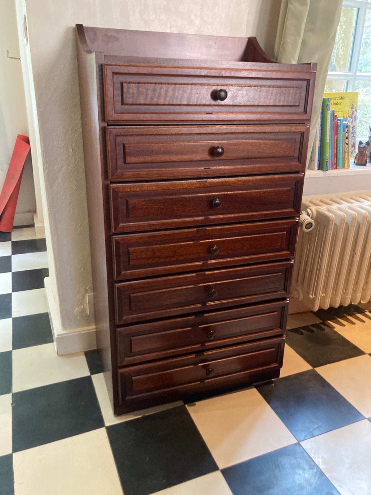 Kastje uit hout, Huis en Inrichting, Kasten | Ladekasten, 5 laden of meer, Zo goed als nieuw, 25 tot 50 cm, Overige houtsoorten