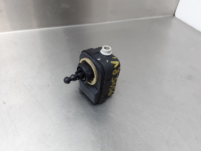 PHARE MOTEUR Toyota RAV4 (A3) (01-2005/06-2013), Utilisé, Toyota