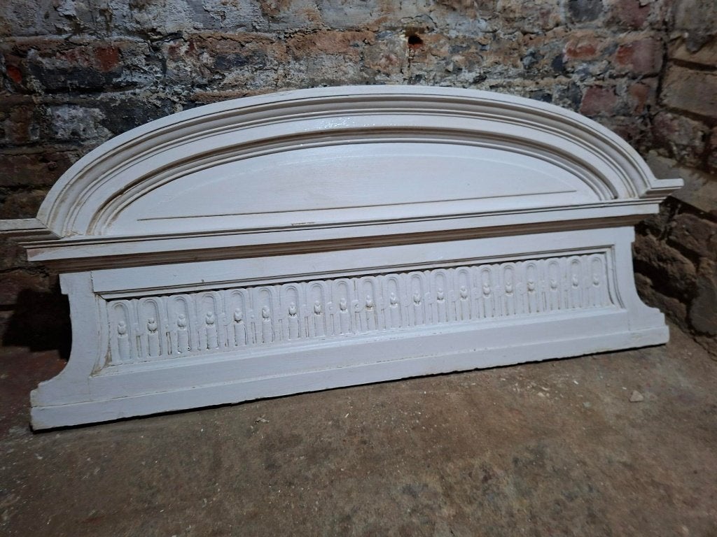 fronton en bois, Enlèvement