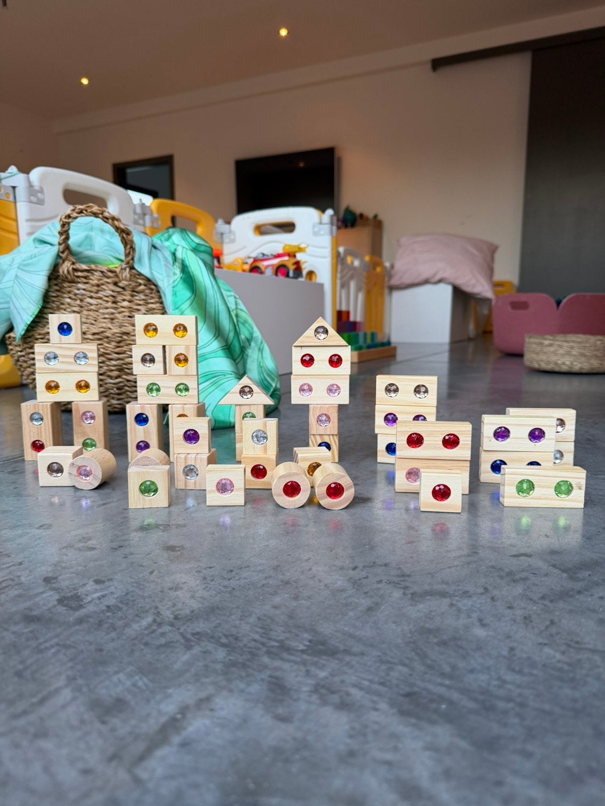 Houten regenboog bouwblokken met gekleurde edelstenen – 50, Kinderen en Baby's, Ophalen of Verzenden, Zo goed als nieuw