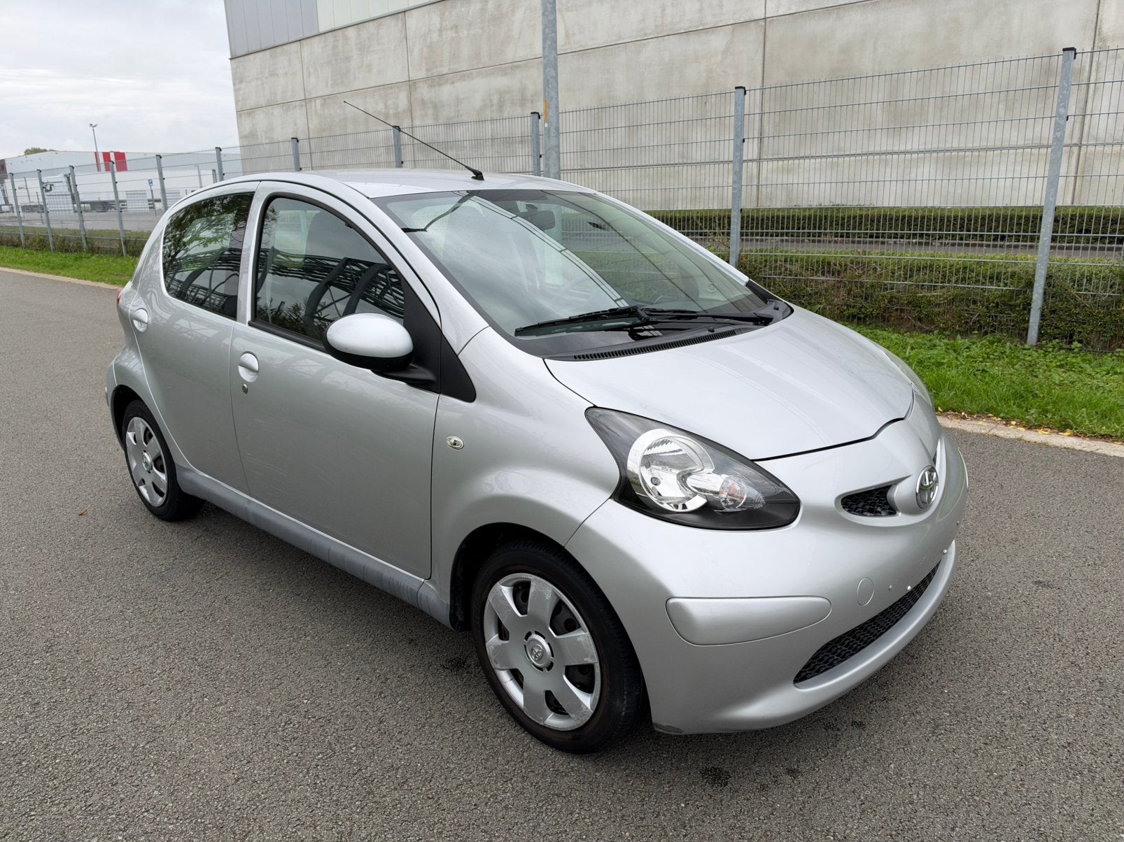 Toyota Aygo| 1.0Benzine|57396KM!|Airco|Garantie+Keuring, Auto's, Dealer onderhouden, 50 kW, 5 deurs, Aygo