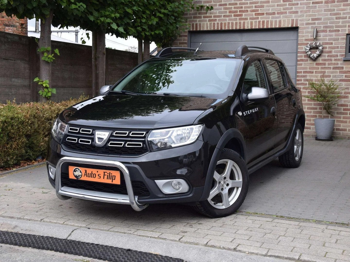 Dacia SANDERO Stepway Goed onderhouden Dacia Sandero Plus (2, Dacia, 898 cc, Zwart, Benzine