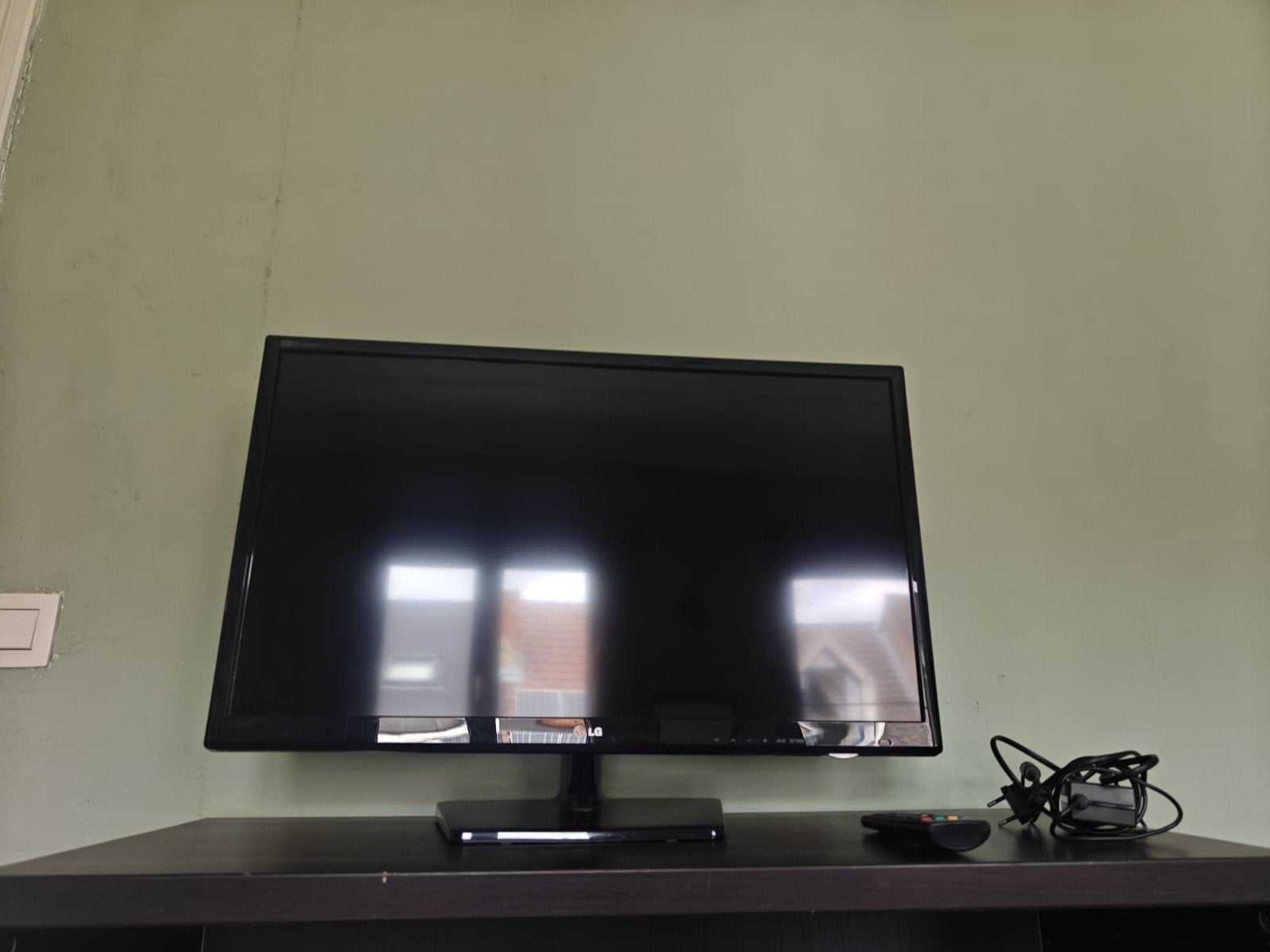 TV LG met afstandsbediening, Ophalen, LG