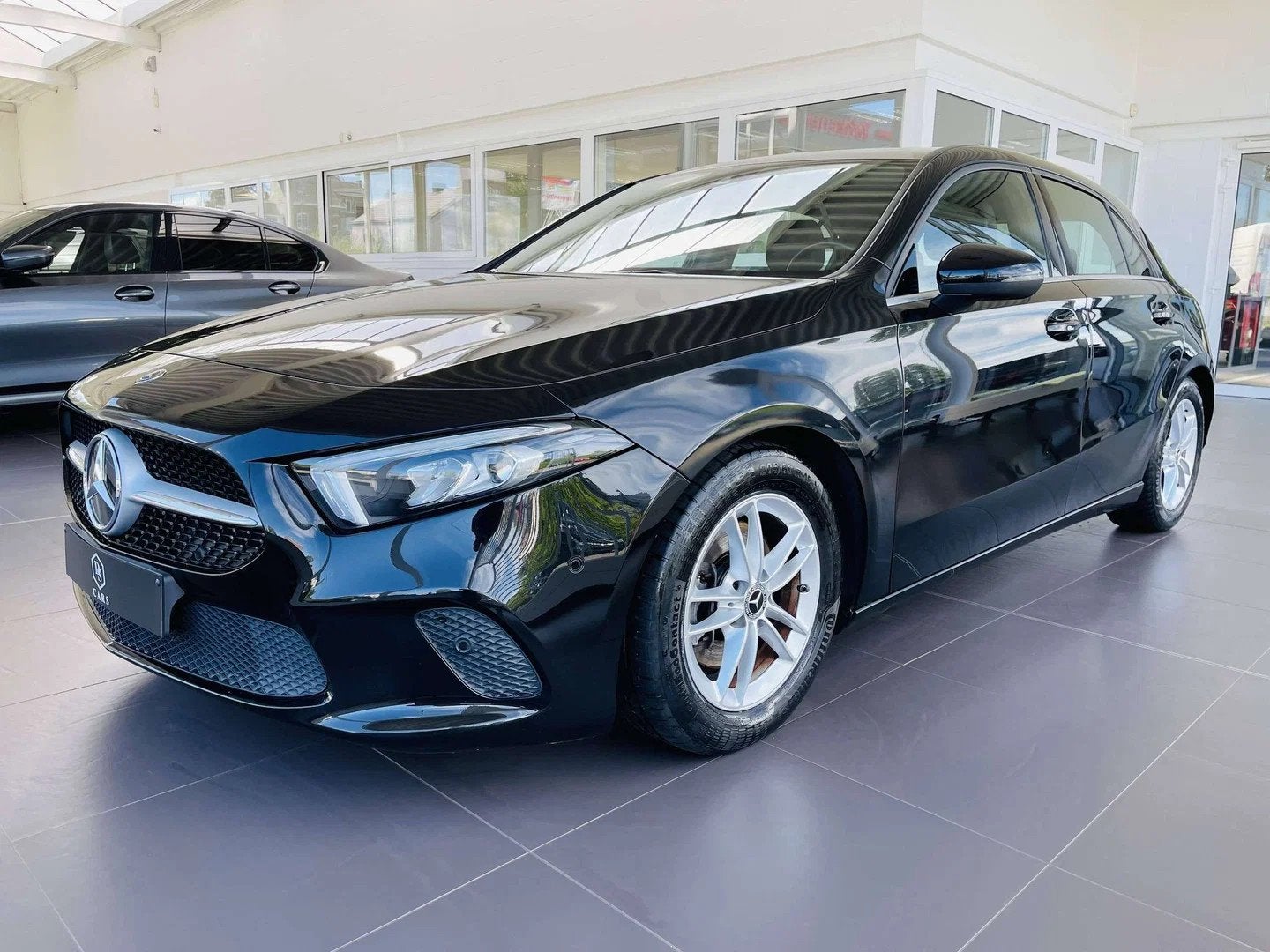 Mercedes-Benz A-CLASS 200 i * GARANTIE + LED + GPS PRO + CUI, Achat, Euro 6, Entreprise, Noir