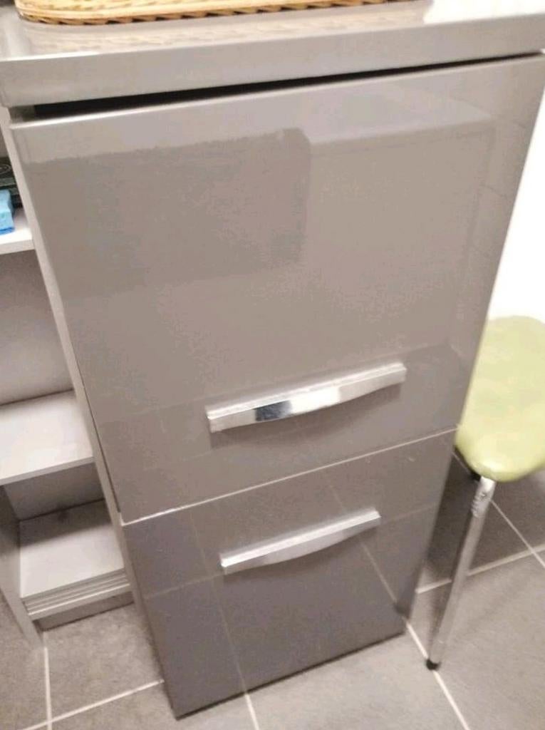 🟥 IKEA Meuble ✨️ laqué gris 2 portes placard poignées chrom, Enlèvement, Utilisé