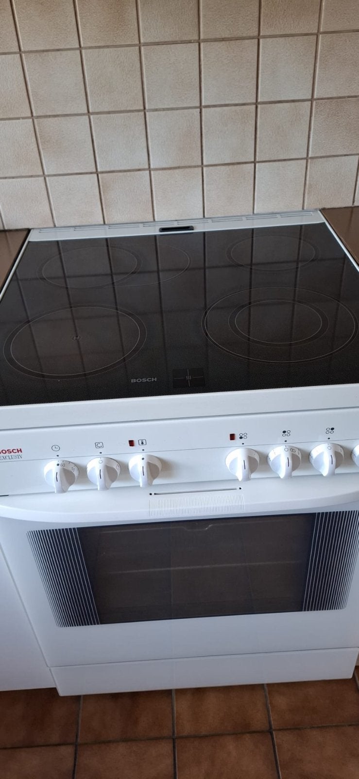 Elektrisch fornuis+oven/dampkap, Hete lucht, 60 cm of meer, Nieuw, Energieklasse A of zuiniger