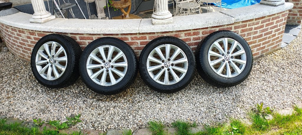 Velgen Touran VW winterbanden 205 55 R16, Ophalen, Gebruikt, Velg(en), 16 inch
