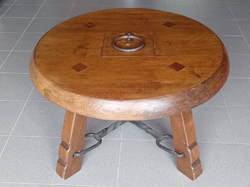 Salontafel rond massief eikenhout en smeedijzer, 1950, Ophalen