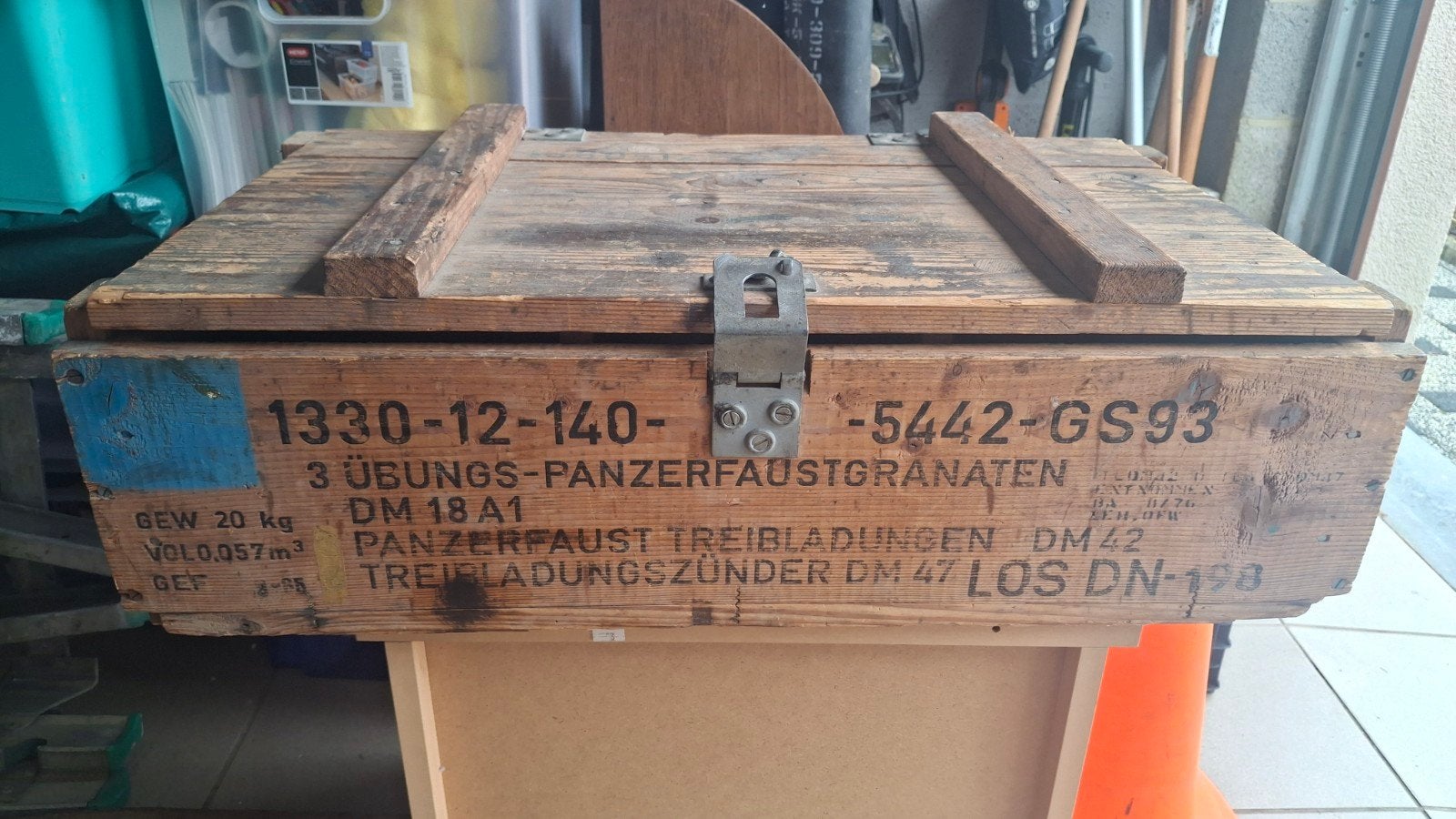 boîte Panzerfausgranaten, Enlèvement ou Envoi
