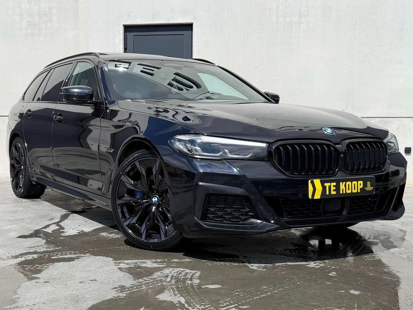 BMW 5 Serie 530 M-Pack*Touring*Sportboost*Sportrem*Carbon-sc, Autos, BMW, Cuir, 333 ch, 1 kg, 5 portes