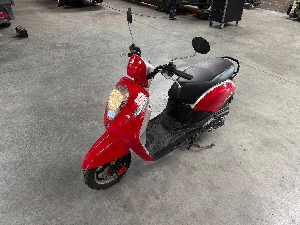 SYM Mio (Stock ID 37964), Fietsen en Brommers, Gebruikt, 49 cc, Benzine, Ophalen