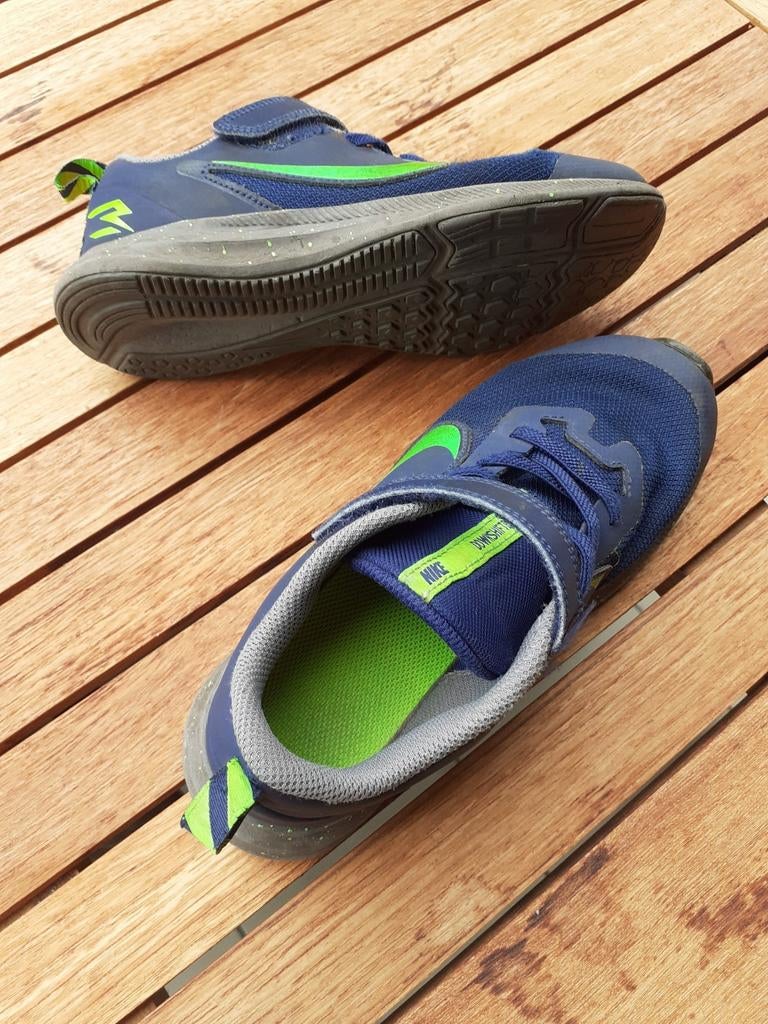 Sneakers, loopschoenen nike 33, Ophalen of Verzenden, Gebruikt, Nike