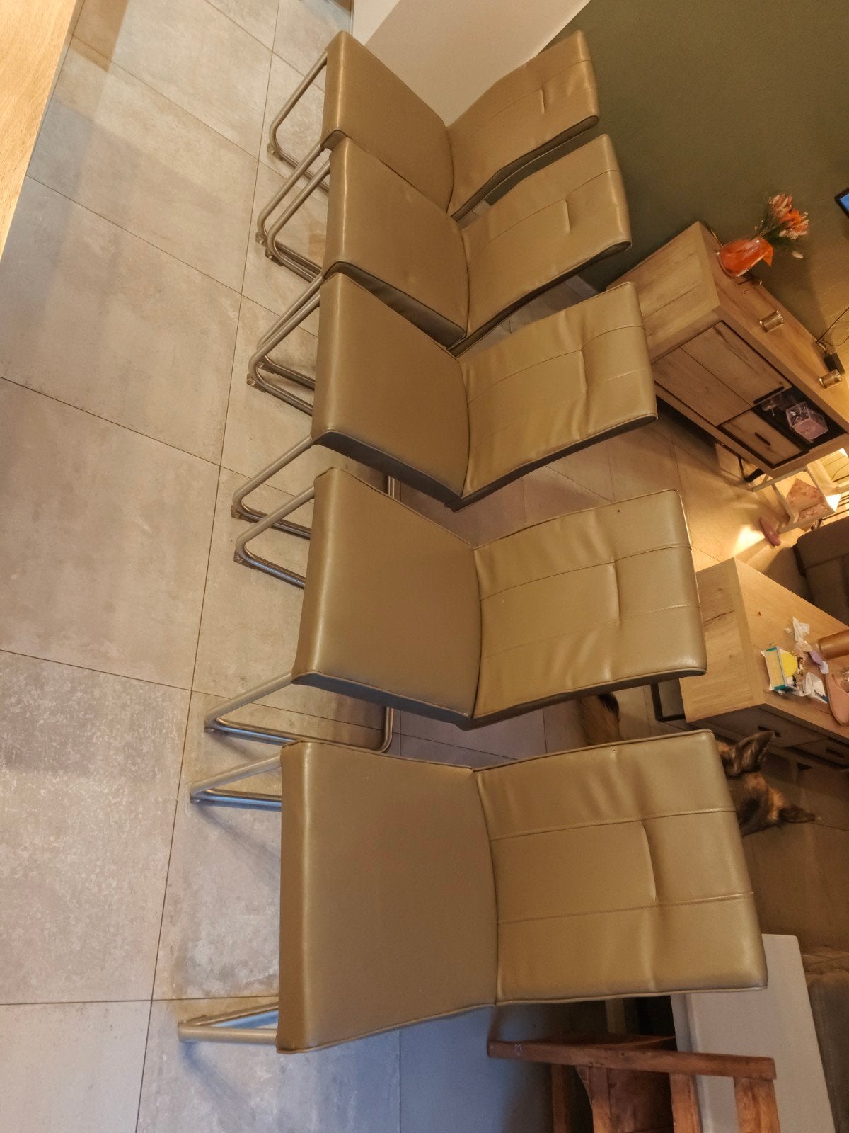 5 chaise, semili-cuire, Maison & Meubles, Synthétique, Autres couleurs, Enlèvement, Cinq, Six Chaises ou plus