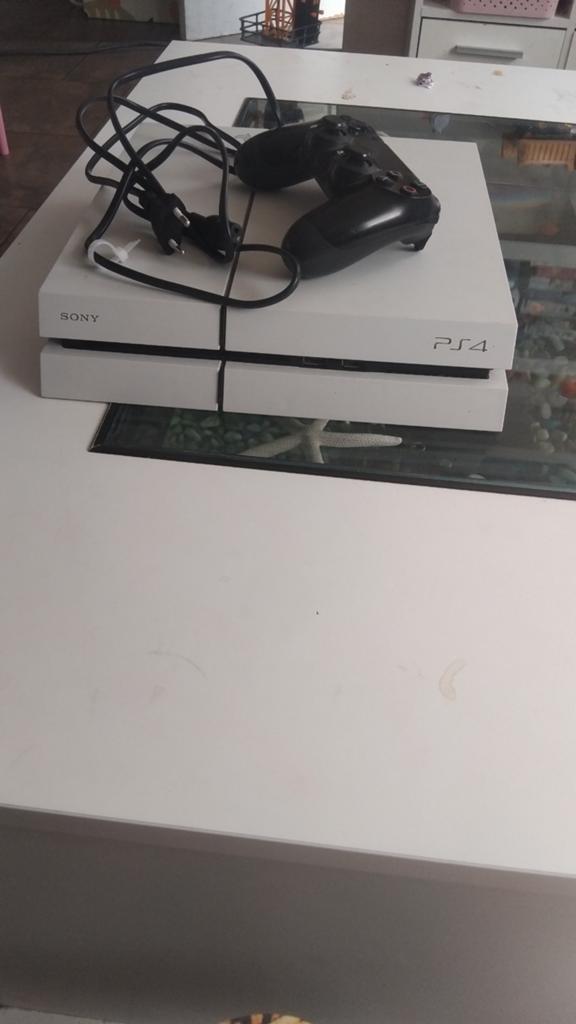 Ps4, Enlèvement
