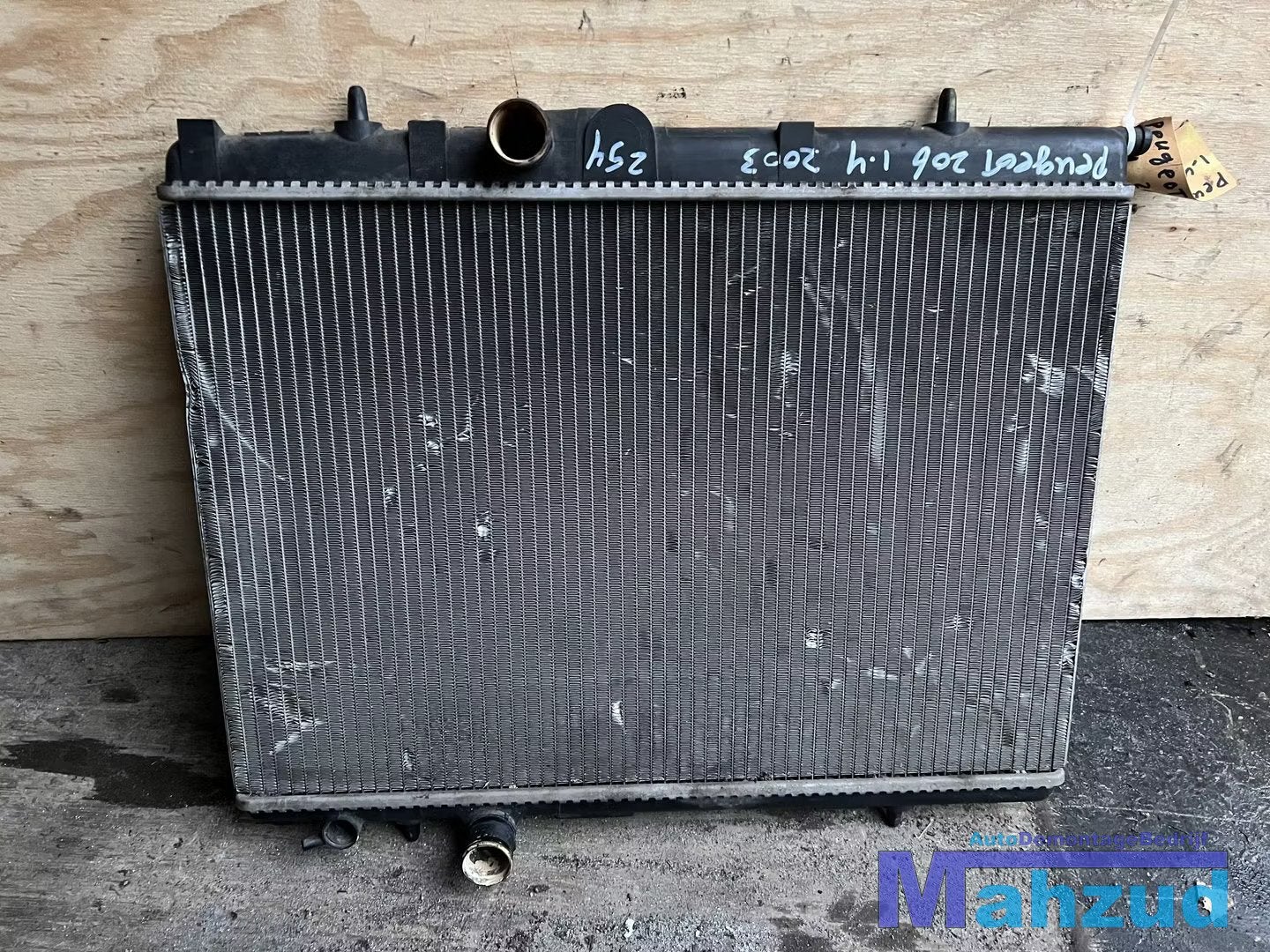 PEUGEOT 206 1.4 radiateur 1998-2008, Taurusavenue 1
2132 LS  Hoofddorp, NL, Contact.group@renault.com, Stellantis N.V., Utilisé