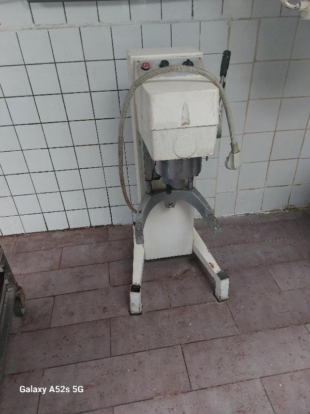batteur pour crème, 4 litres ou plus, Enlèvement, Utilisé