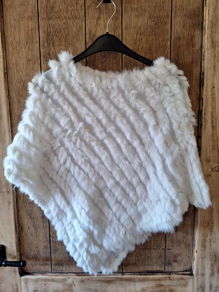 zachte sneeuwwitte poncho van konijnenbont, Kleding | Dames, Ophalen of Verzenden, Zo goed als nieuw, Wit