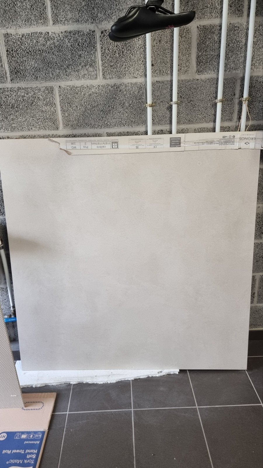 Carrelage sol beige 119.7 x 119.7 cm + 1 chute, Enlèvement