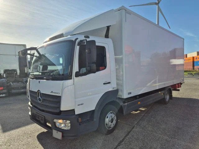 Mercedes-Benz Atego 818 (bj 2023), Auto's, Automaat, Achterwielaandrijving, Euro 6, 180 pk