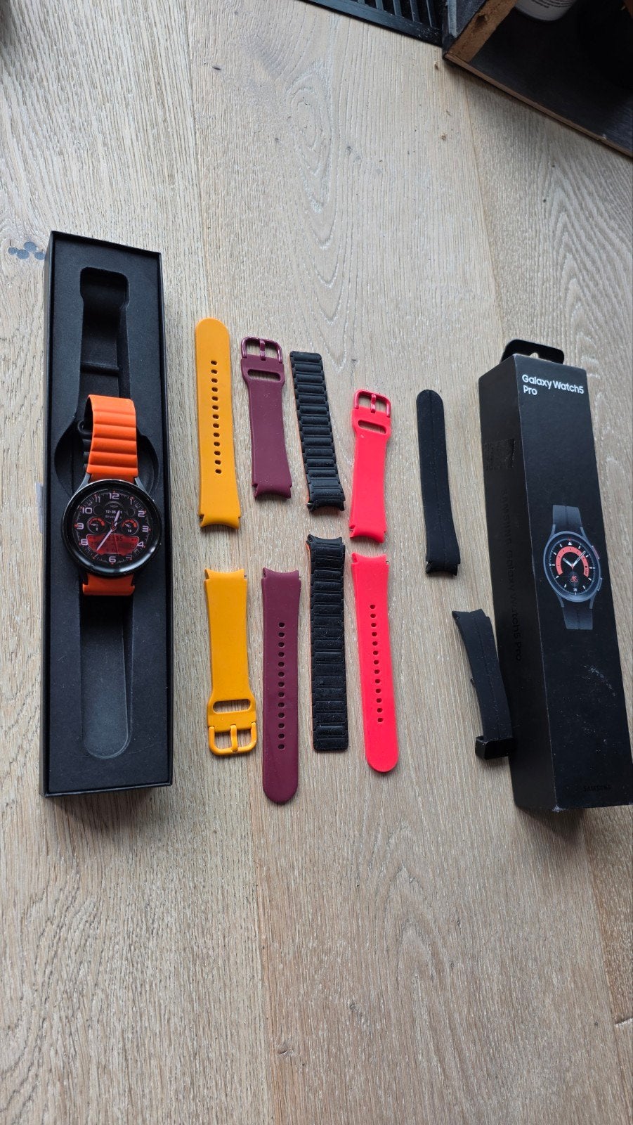 Samsung Galaxy Watch 5 Pro LTE (eSIM) + Accessories + Origin, GPS, Oranje, Android
