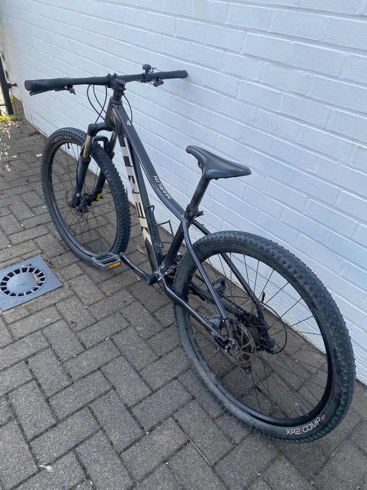 Trek marlin mountainbike, Fietsen en Brommers, Ophalen, Zo goed als nieuw, Trek