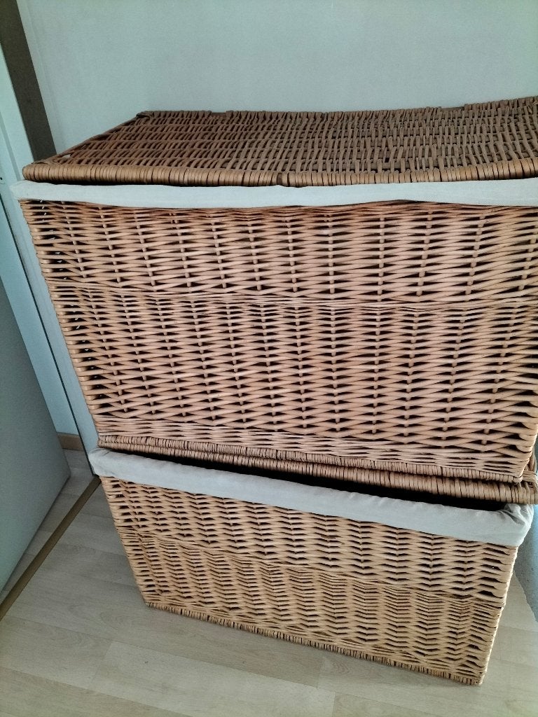 2 rieten manden, Ophalen, Gebruikt, Mand, Riet