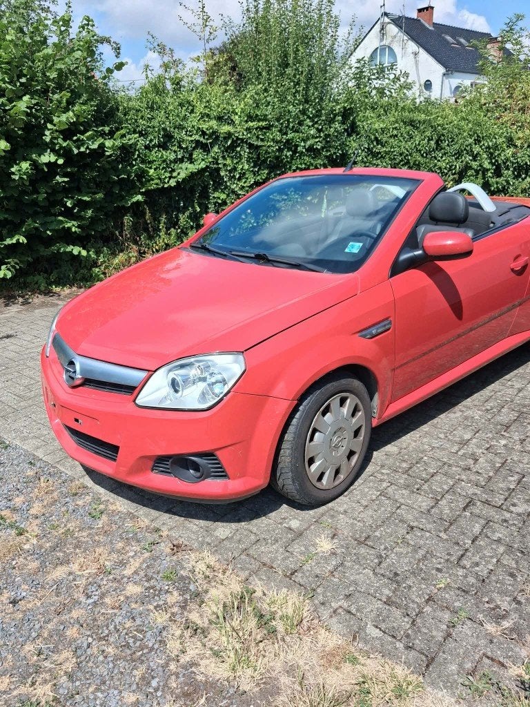 Opel, Autos, Rouge, Achat, Boîte manuelle, Noir