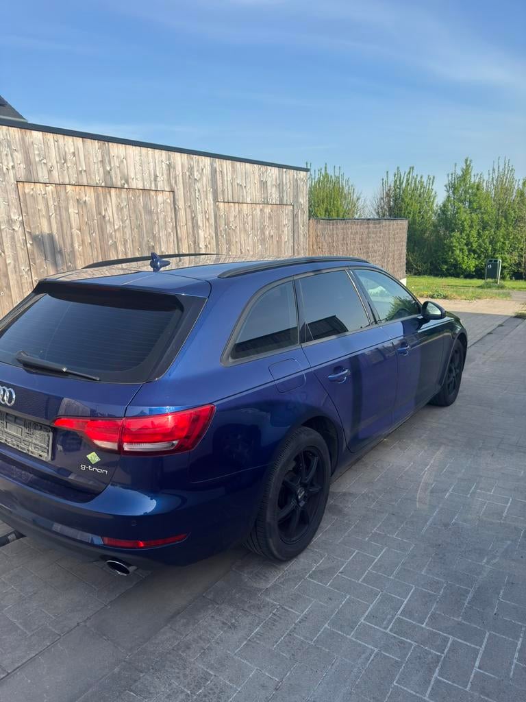 Audi a4 2018 benzine/Cng, Autos, Achat, Entreprise, A4, Automatique