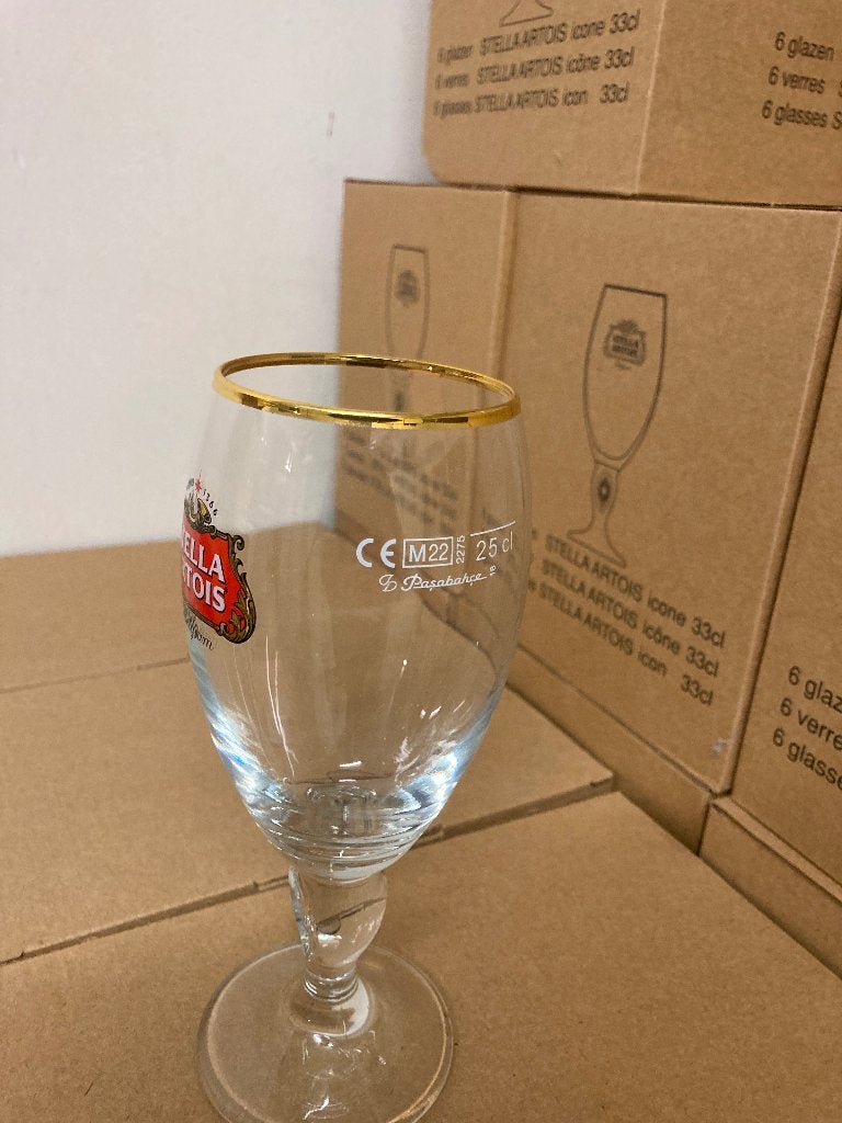 Bierglazen Stella 25 cl voetje, Ophalen, Nieuw, Bierglas