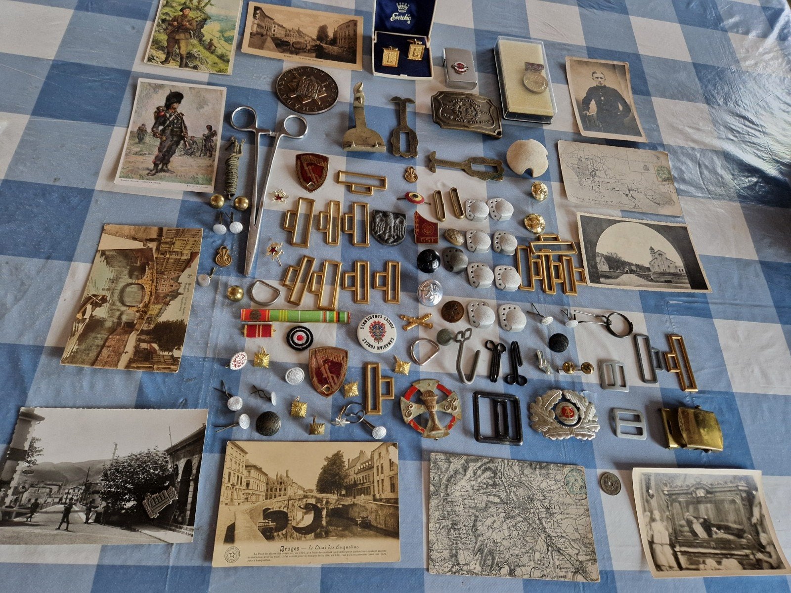 Lot militaria alles voor 20€, Verzamelen, Militaria | Algemeen, Ophalen of Verzenden