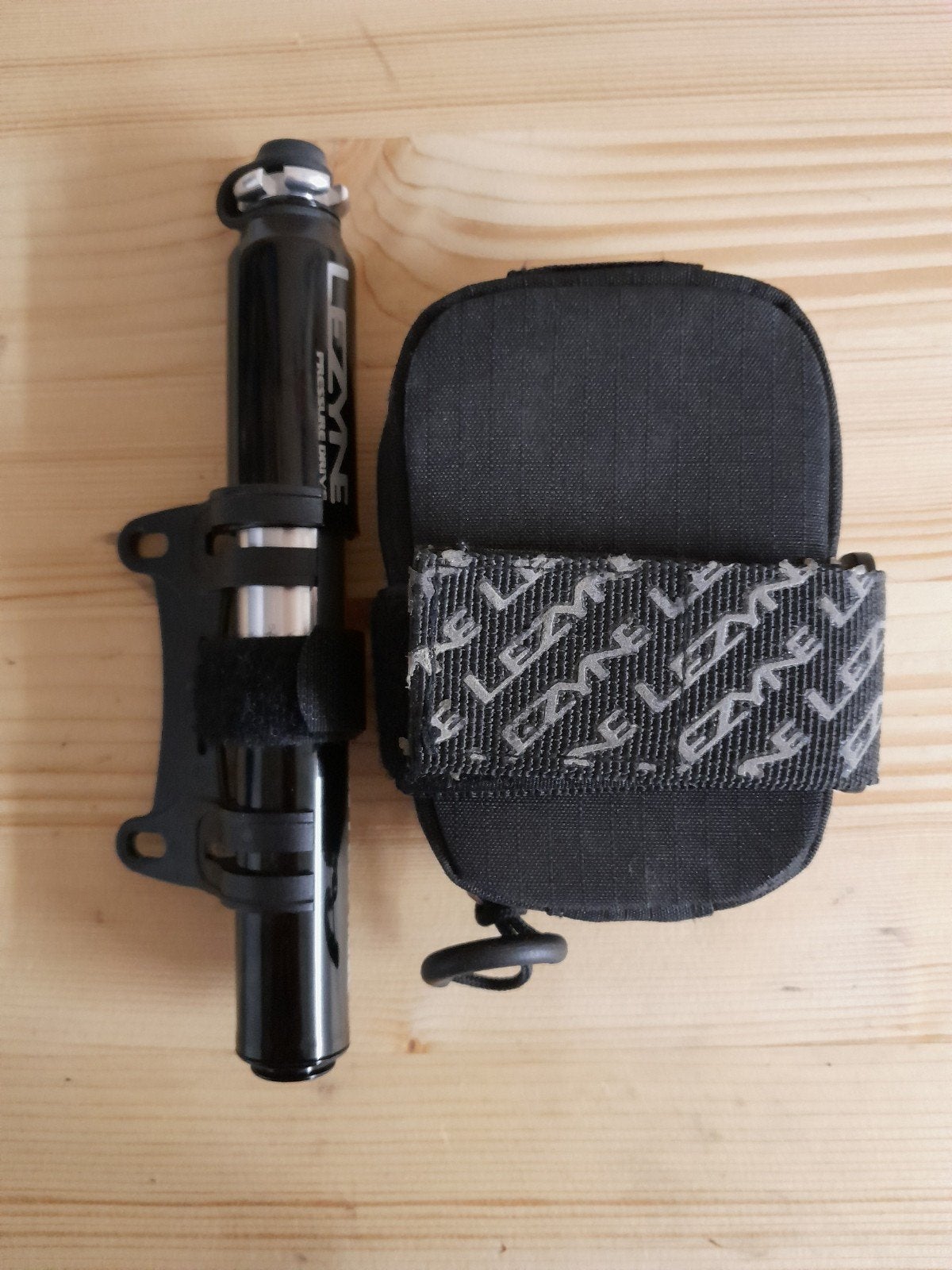 Lezzyne mini pomp en tas #3, Ophalen of Verzenden