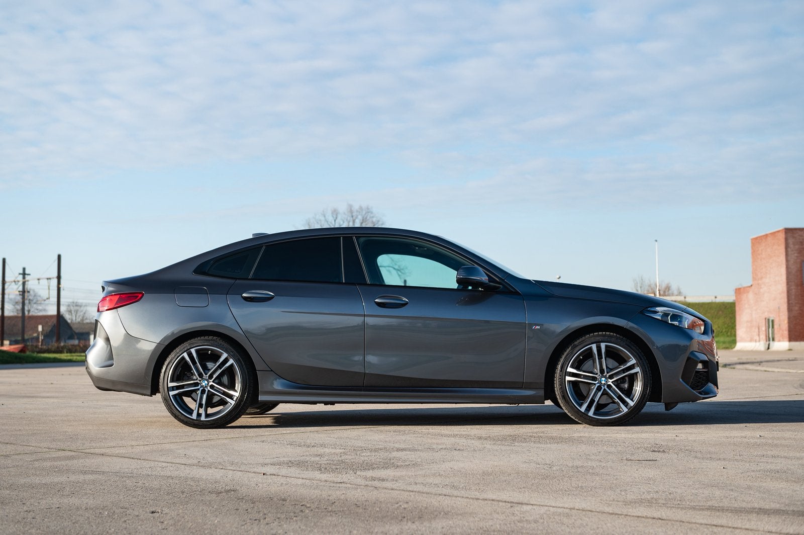 BMW 218i Gran Coupe M sports (F44) - Automatique - Cuir, Argent ou Gris, Achat, Entreprise, Carnet d'entretien
