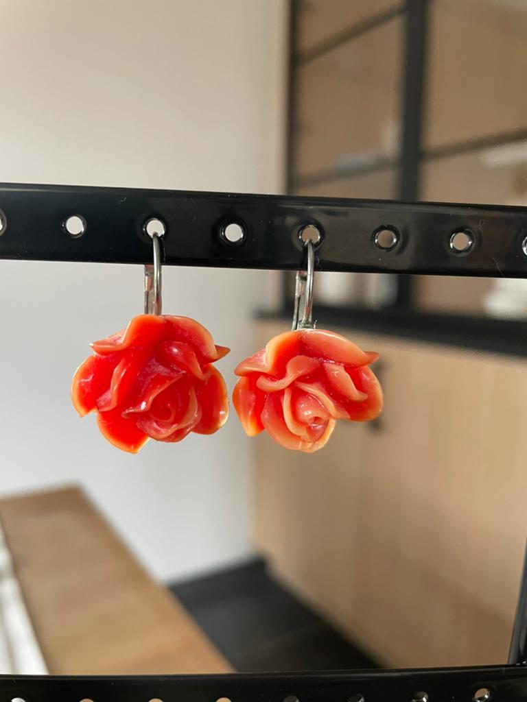 Oorbellen met rozen, Handtassen en Accessoires, Oorbellen, Ophalen of Verzenden, Gebruikt, Oranje, Hangers