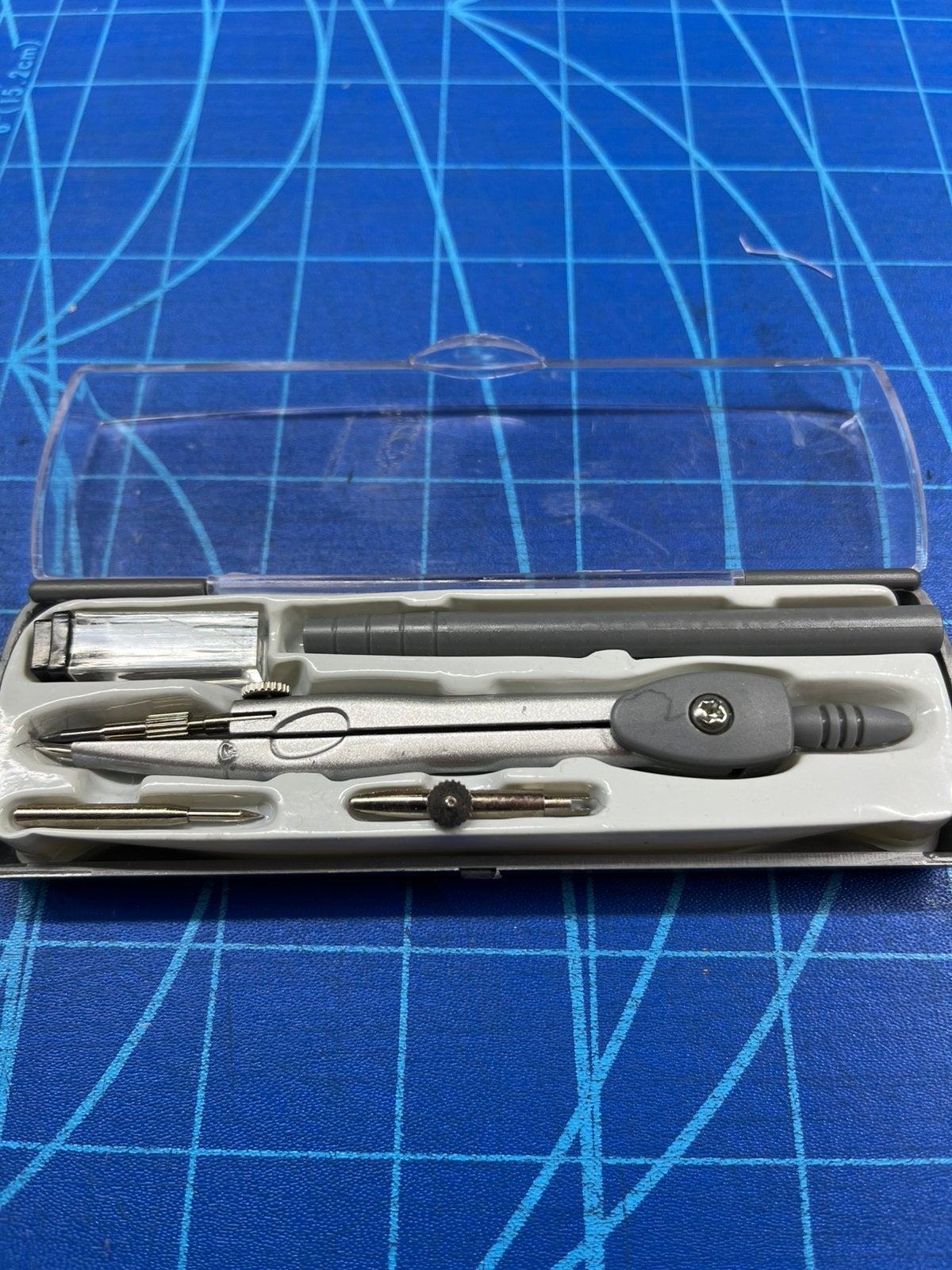 Kit complet d’un compas, Enlèvement, Comme neuf