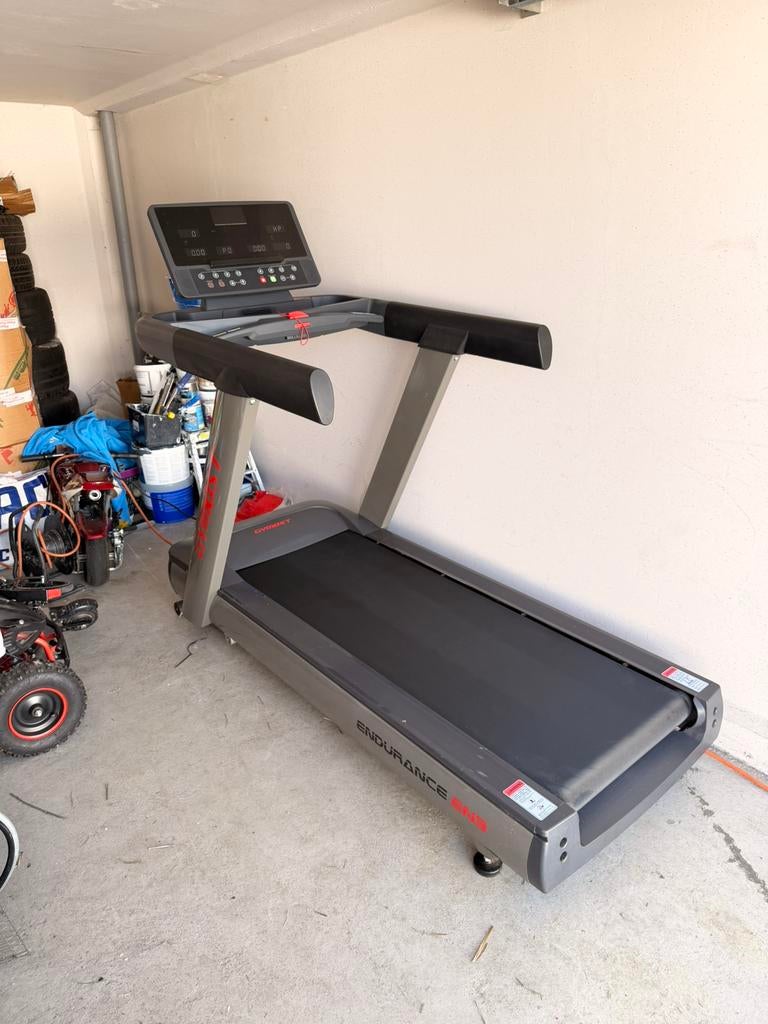 Professionele loopband 22km/u, Ophalen, Zo goed als nieuw, Loopband