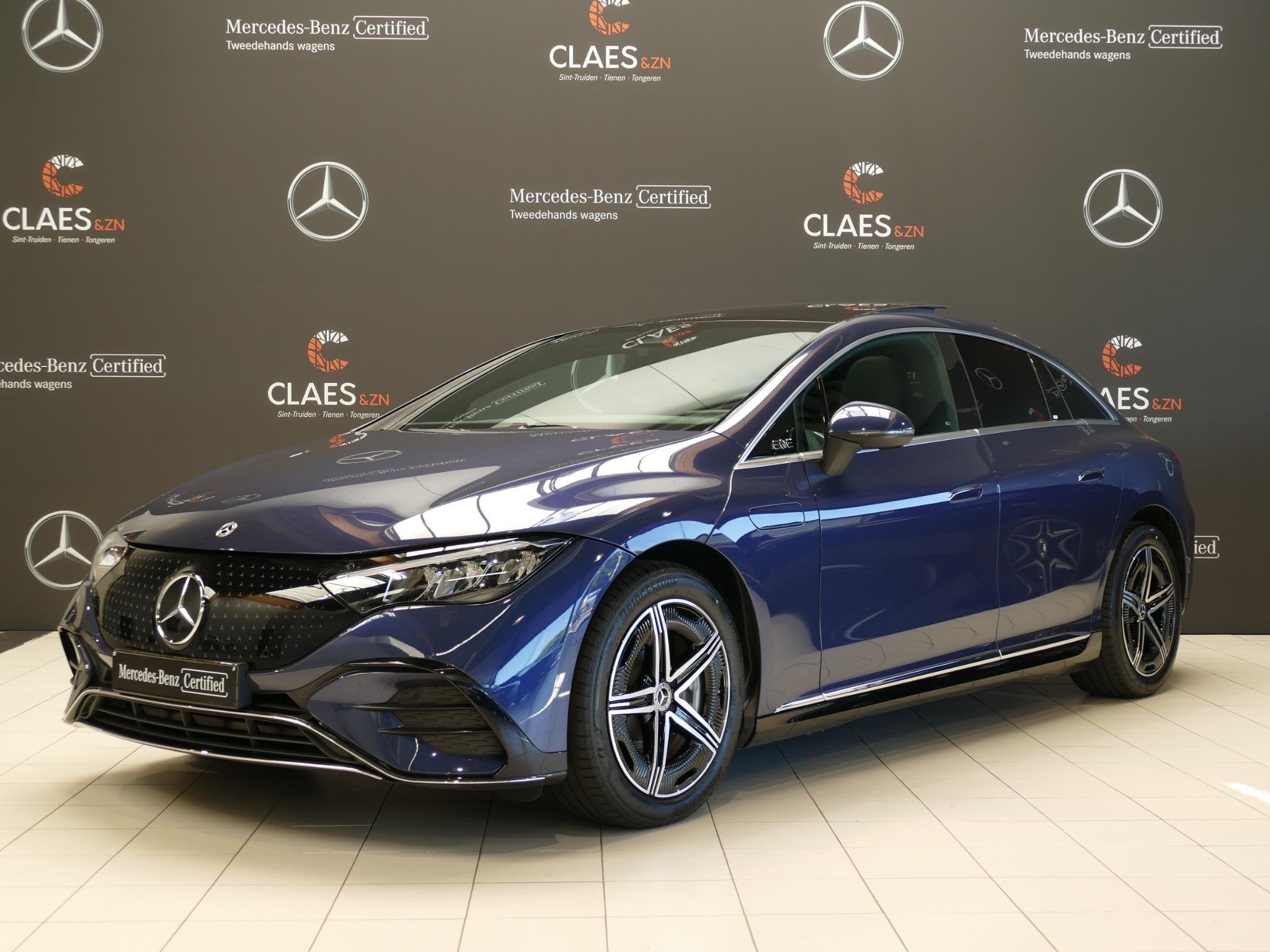 Mercedes-Benz EQE 300 AMG Line - DOS 8838, Auto's, Automaat, 4 deurs, Blauw, 195 kW