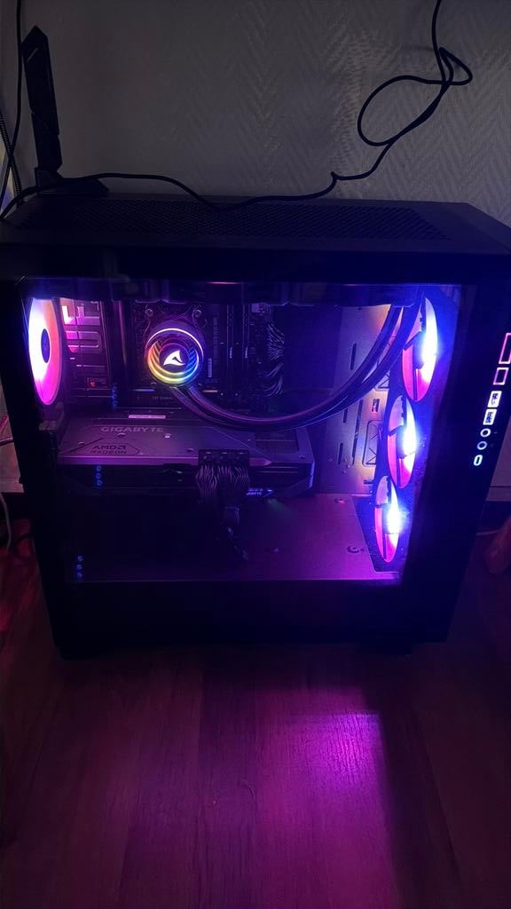 Gaming PC pro R7 Ryzen 7 9800X3D RX 9070 XT 32GB 2 TB SSD, Ophalen, Zo goed als nieuw