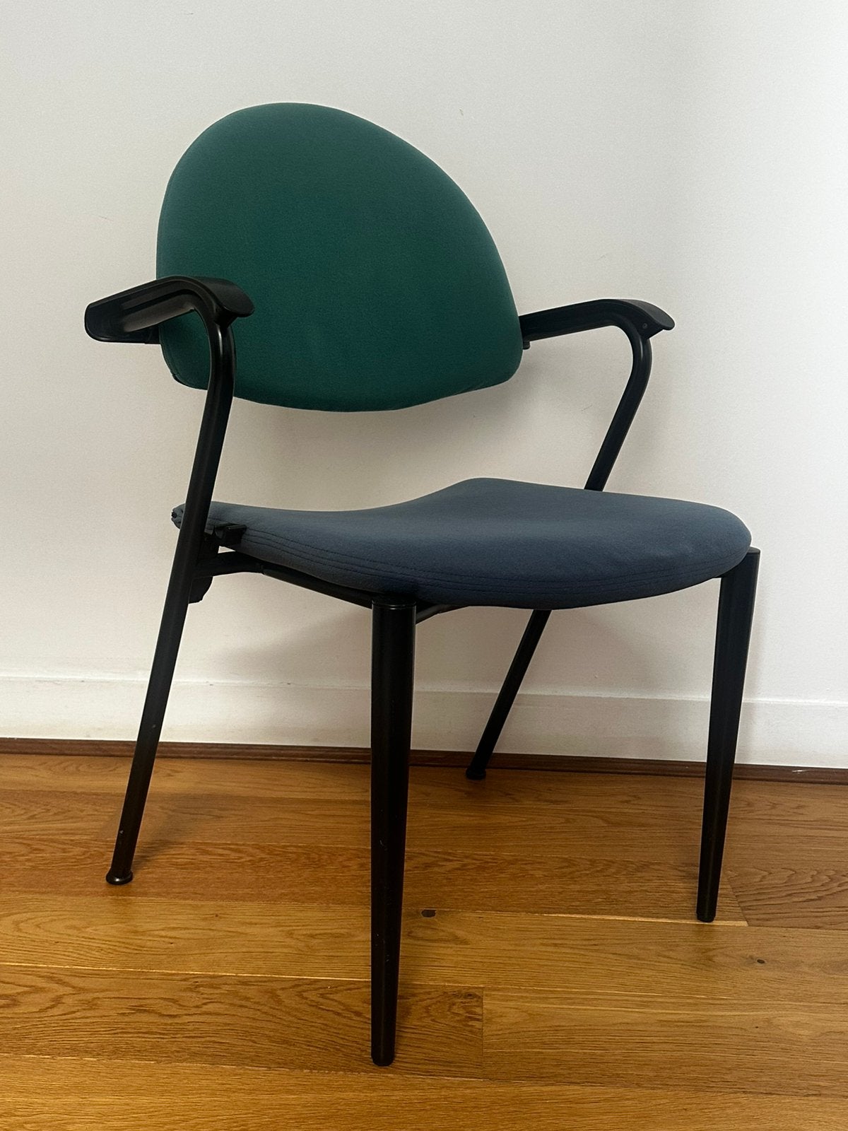 Chaise originale Vitra Bellini Summa avec accoudoirs, Autres couleurs, Enlèvement, Utilisé, Chaise de bureau