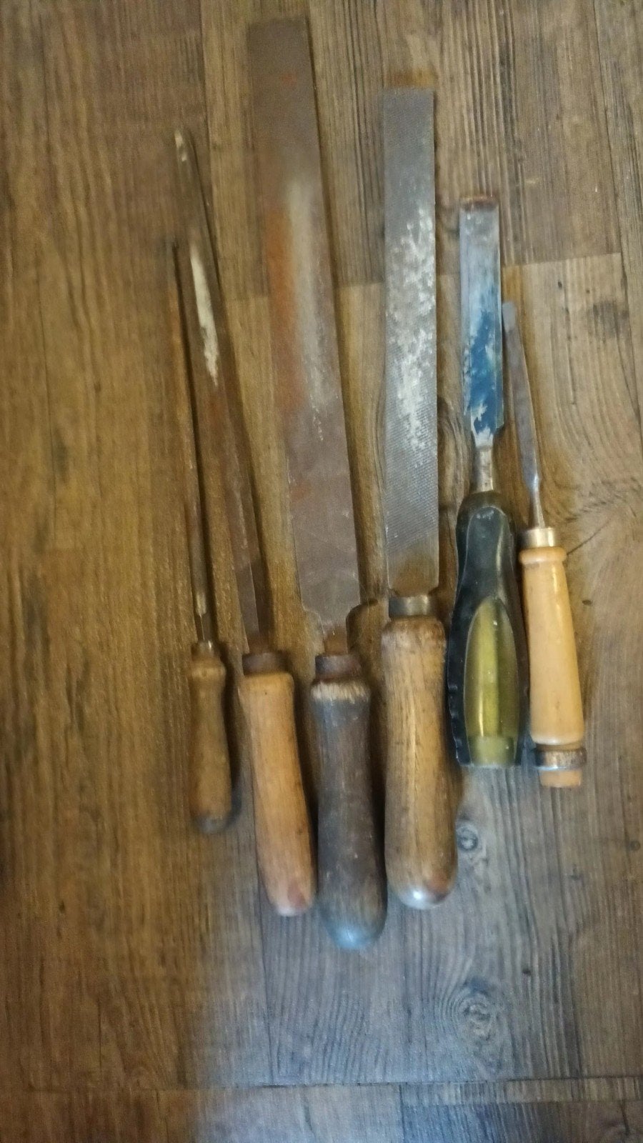 LOT DE CISEAUX À BOIS, Enlèvement